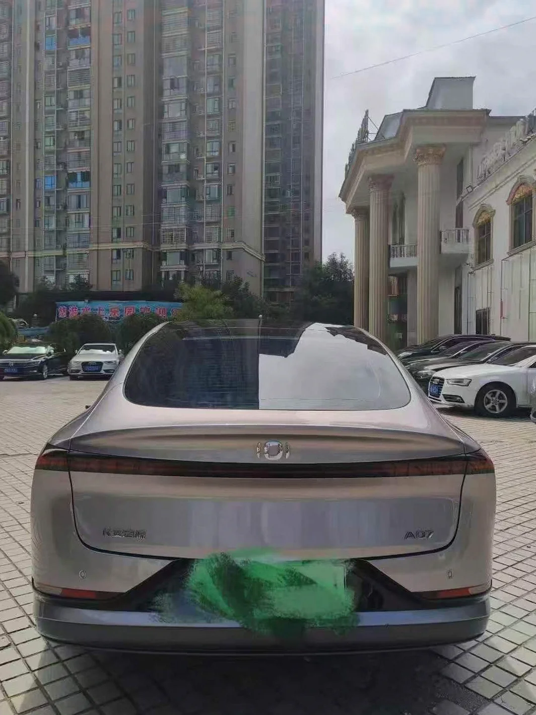 长安汽车启源 后面外观三