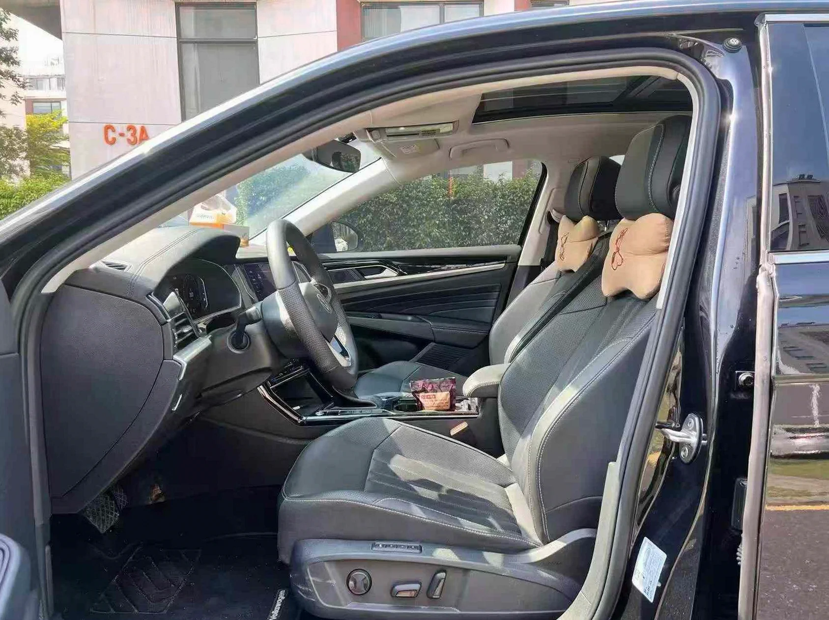 大众帕萨特 内饰前排