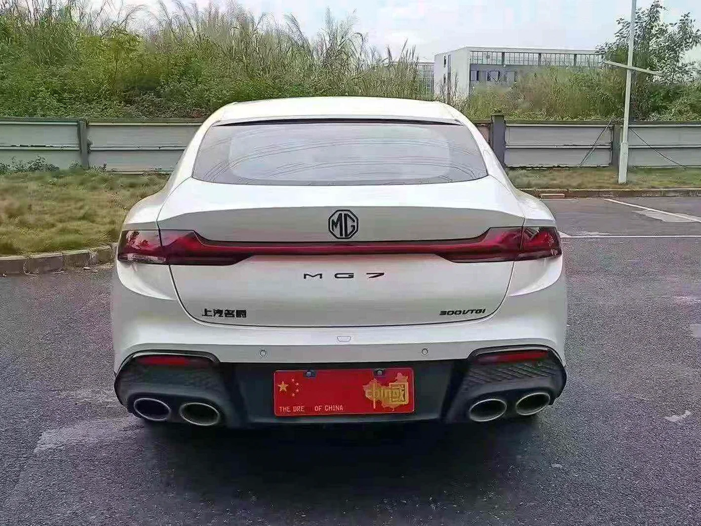 名爵7 内饰后排