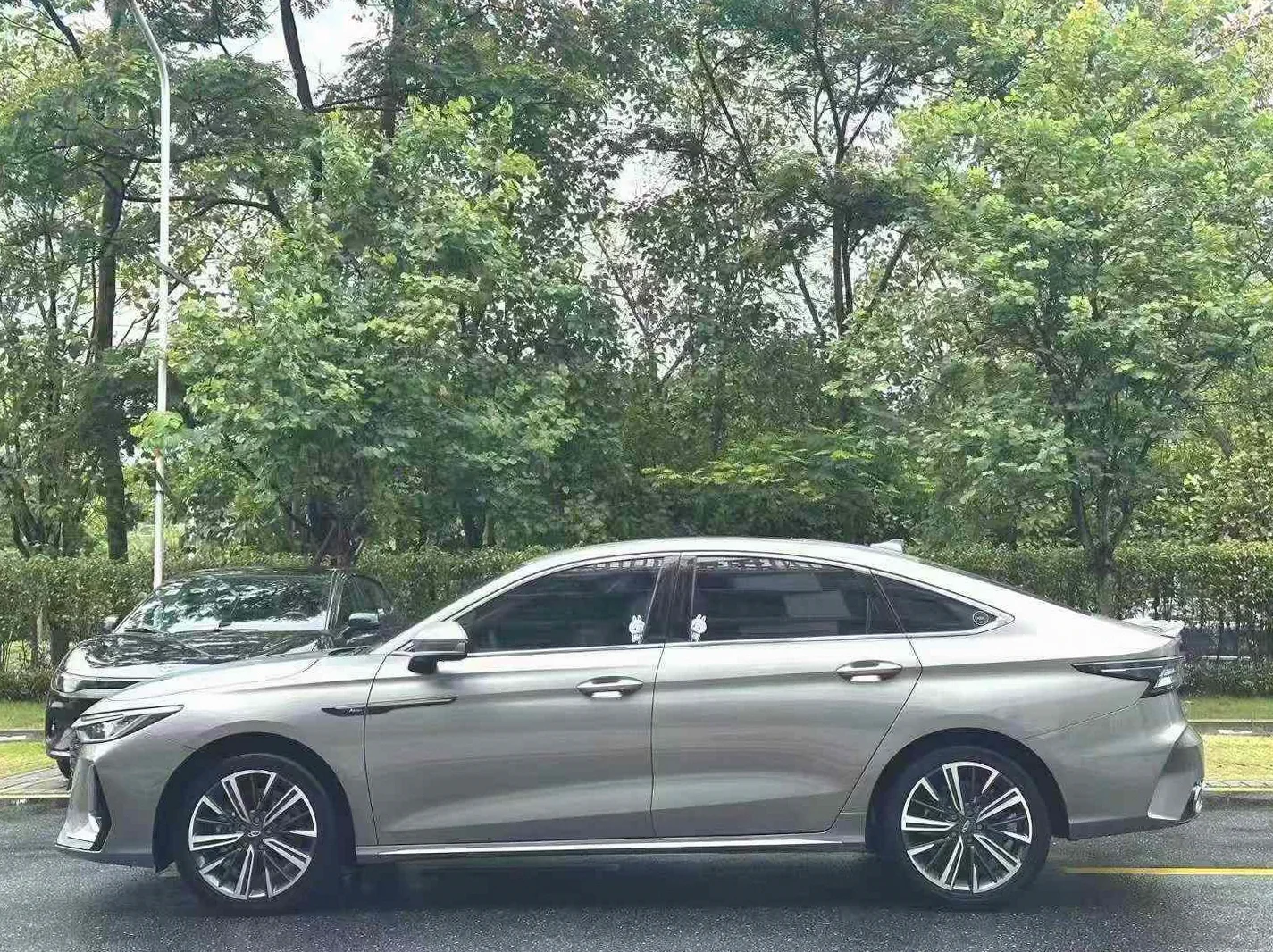 奇瑞艾瑞泽 后面外观一