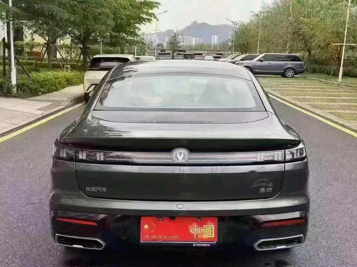 长安汽车逸动 后面外观二