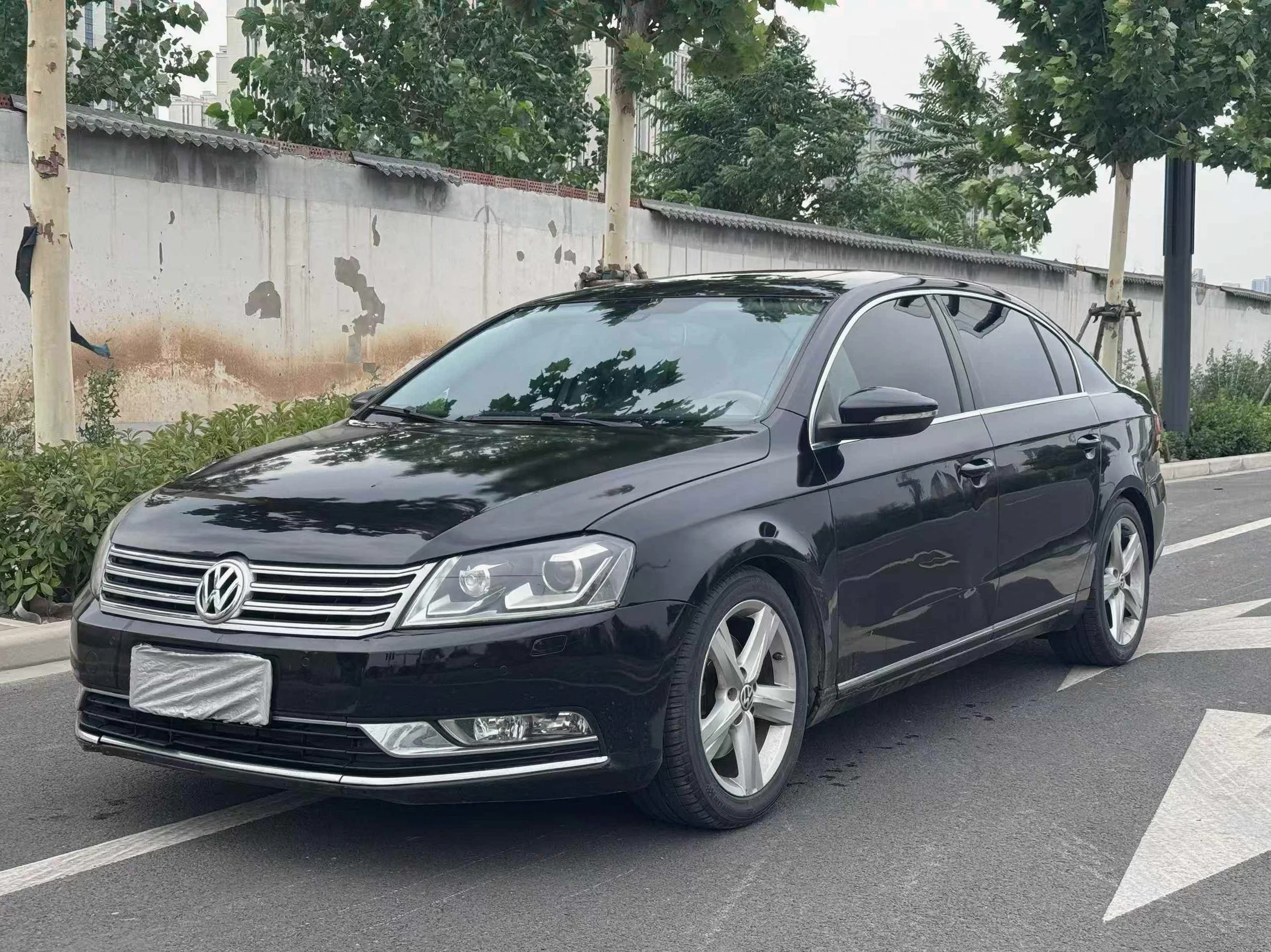大众迈腾 正面外观三