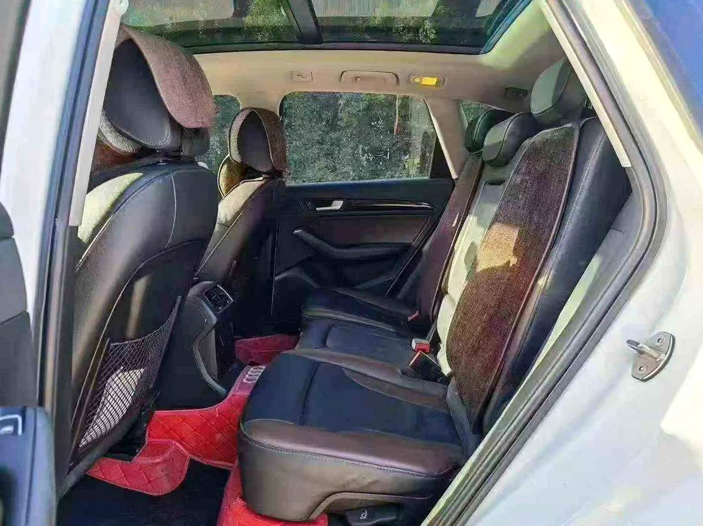 奥迪Q5 后面外观二