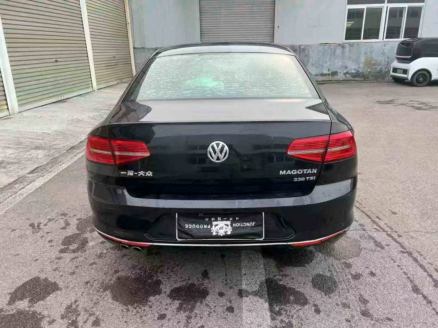 大众迈腾 后面外观三
