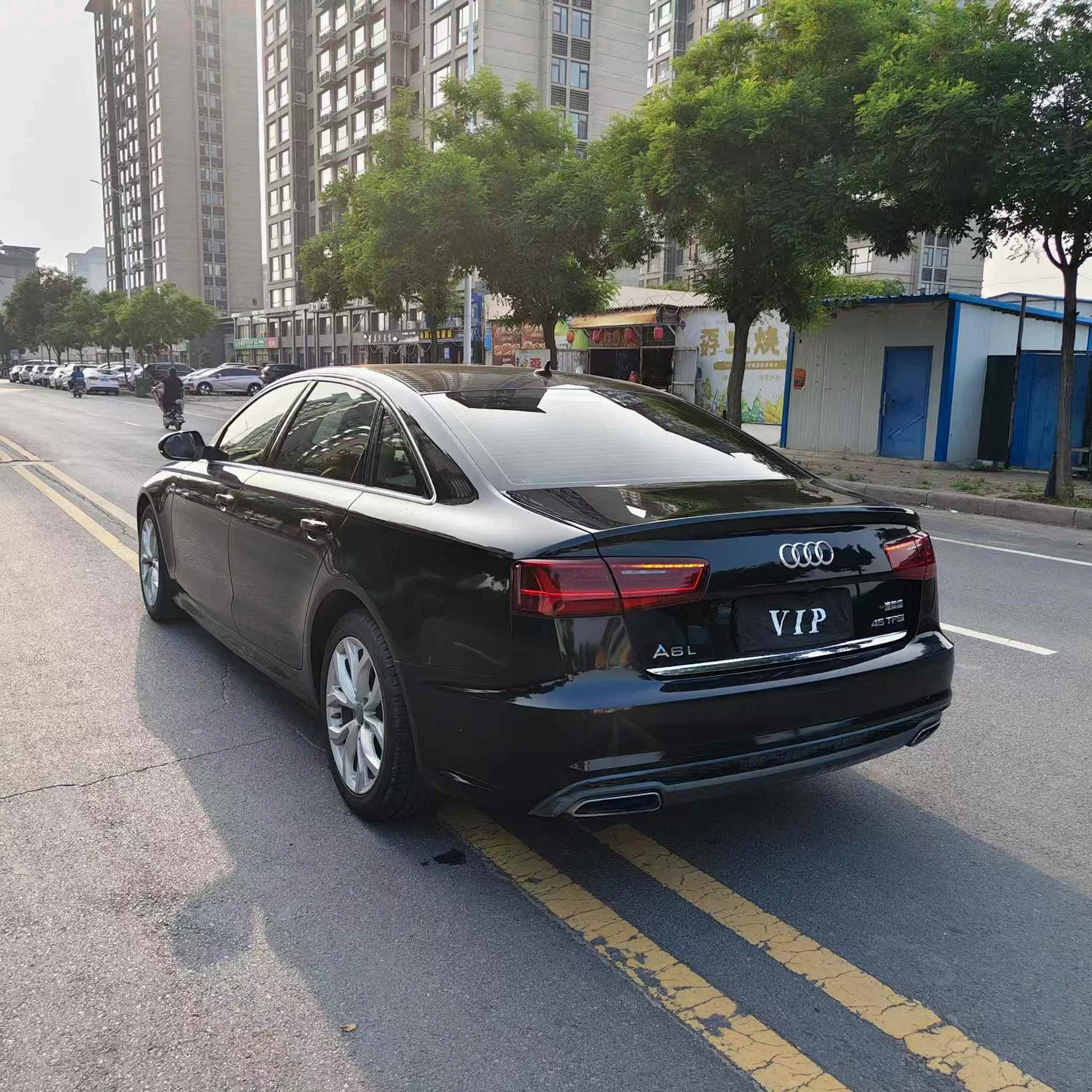 奥迪A6L 内饰后排