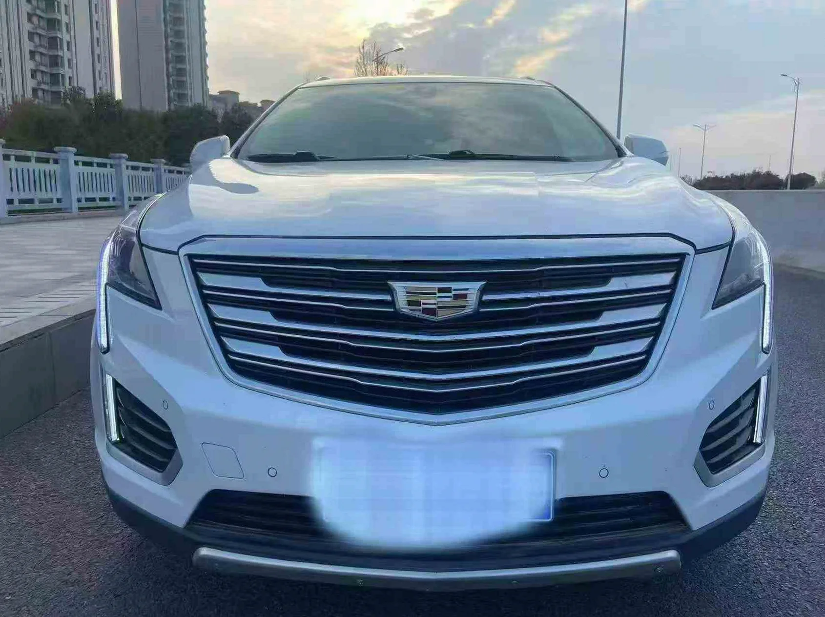 18年凯迪拉克XT5 2.0T高配