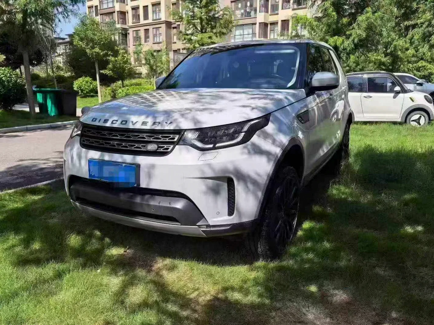 路虎发现 正面外观二