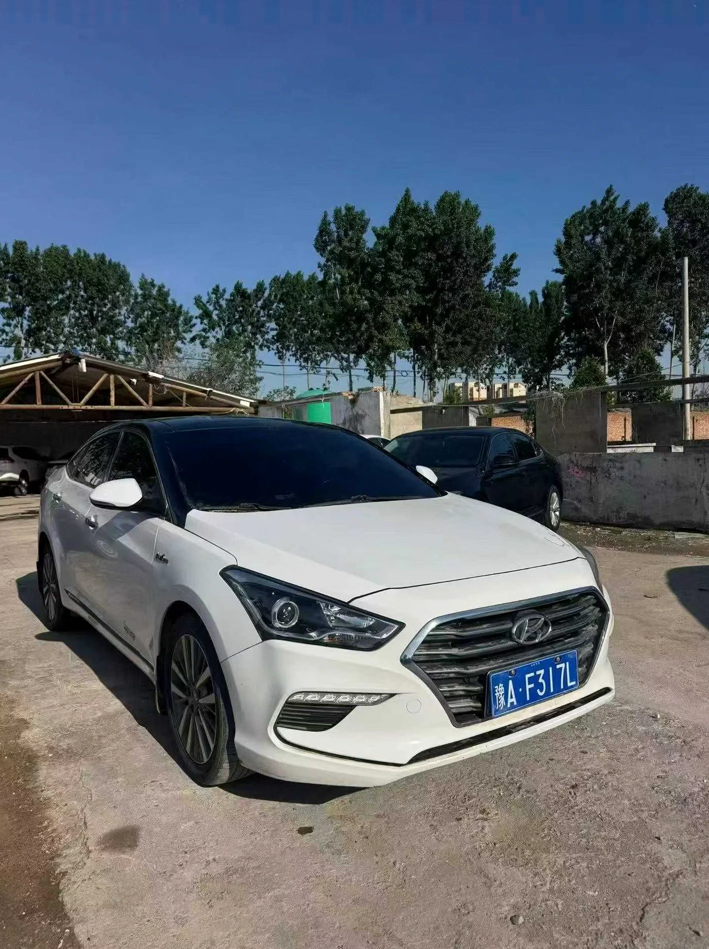 现代名图 正面外观三