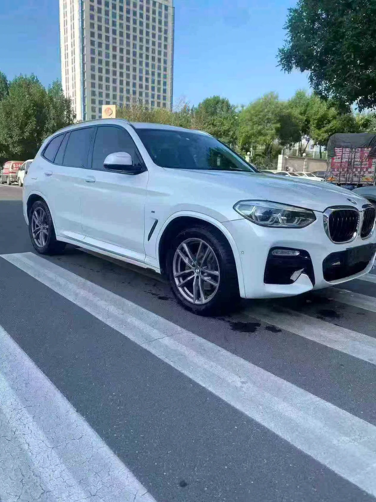 宝马X3 正面外观三
