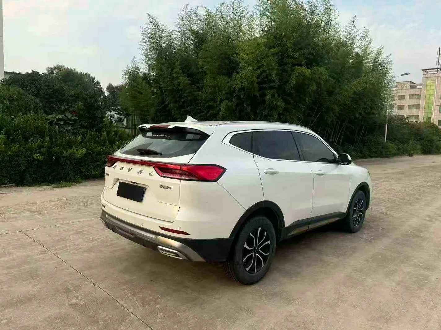 哈弗H6 驾驶室