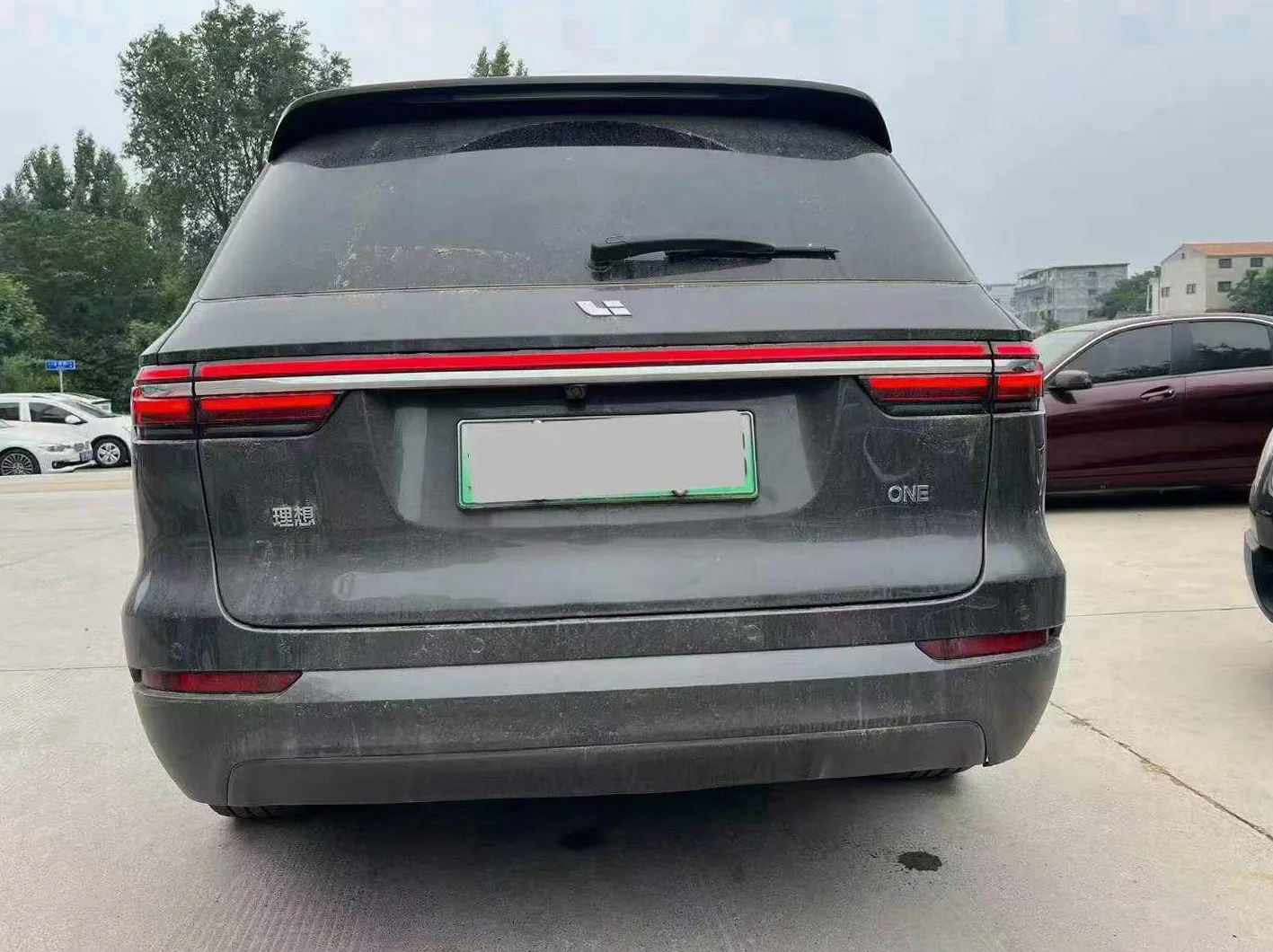 理想ONE 后面外观二