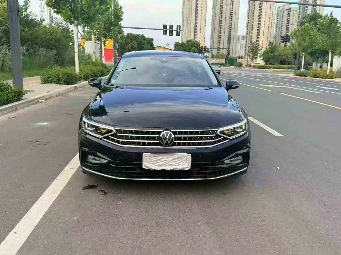 大众迈腾 正面外观二