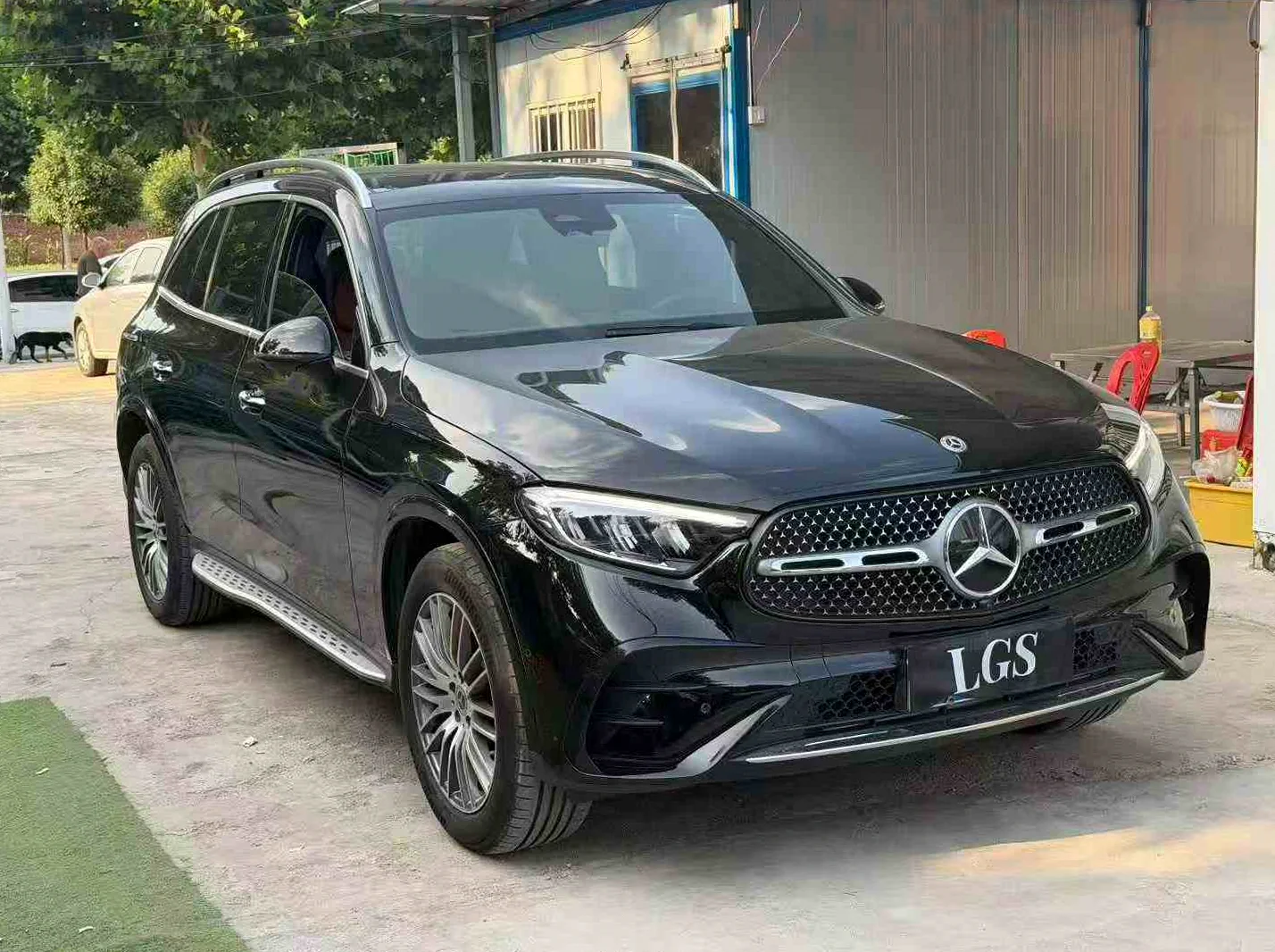 奔驰GLC 正面外观二