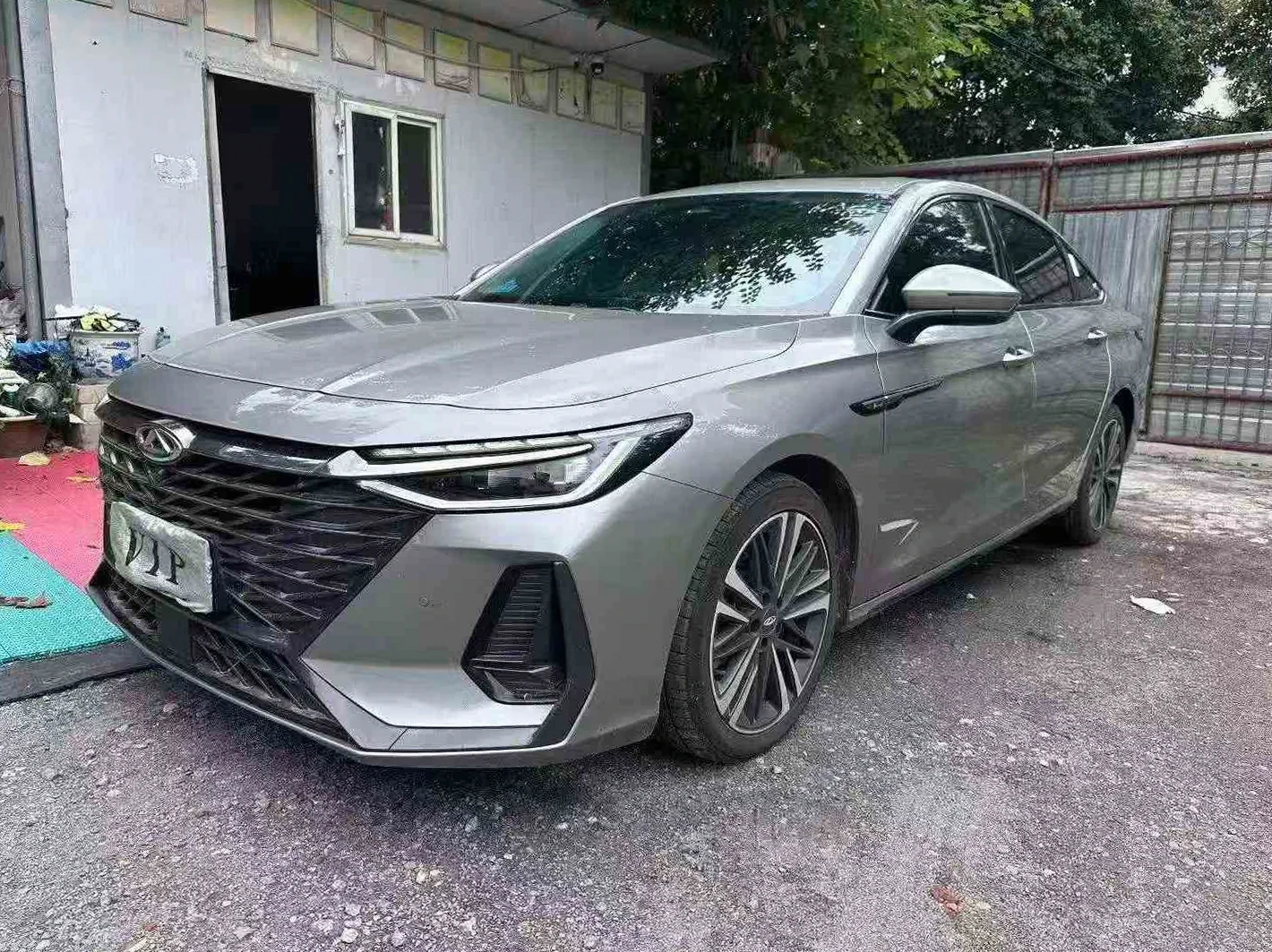 奇瑞艾瑞泽 正面外观三