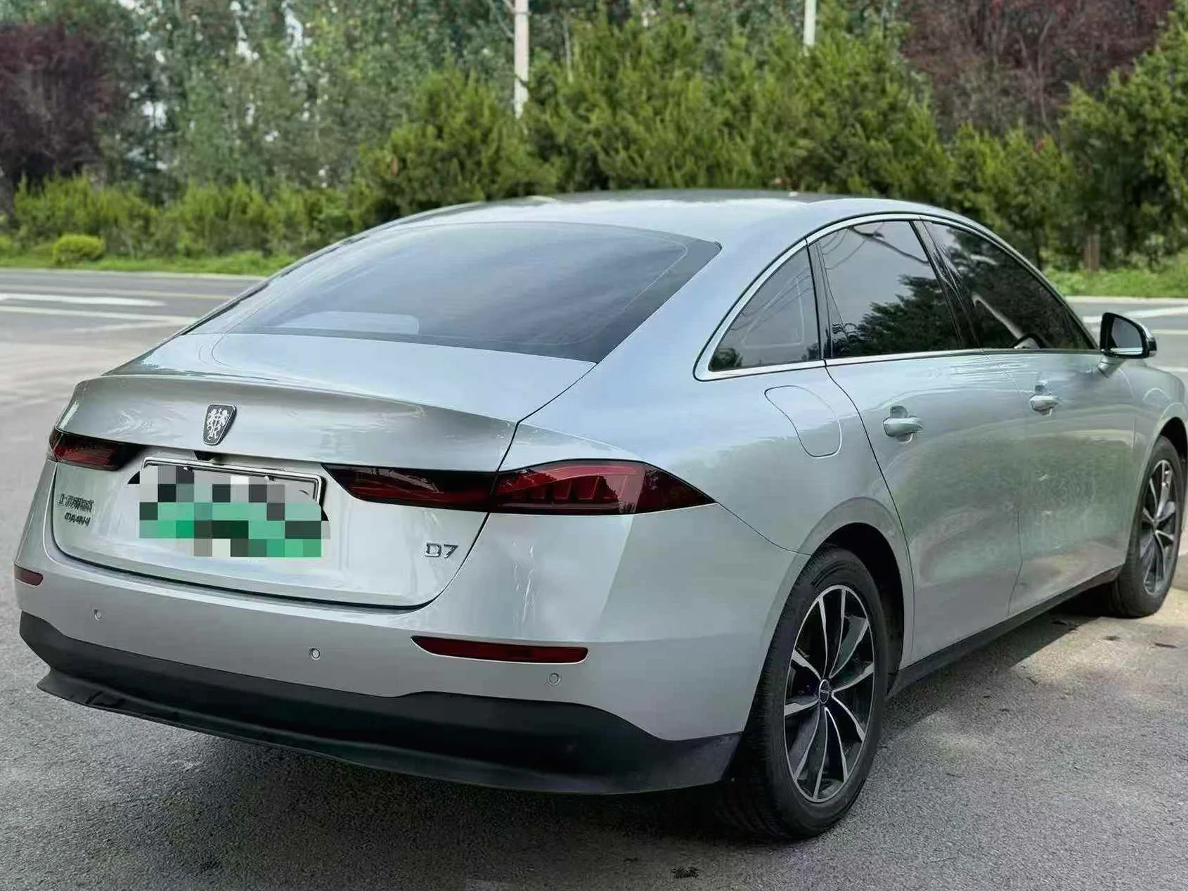 荣威D7 后面外观二