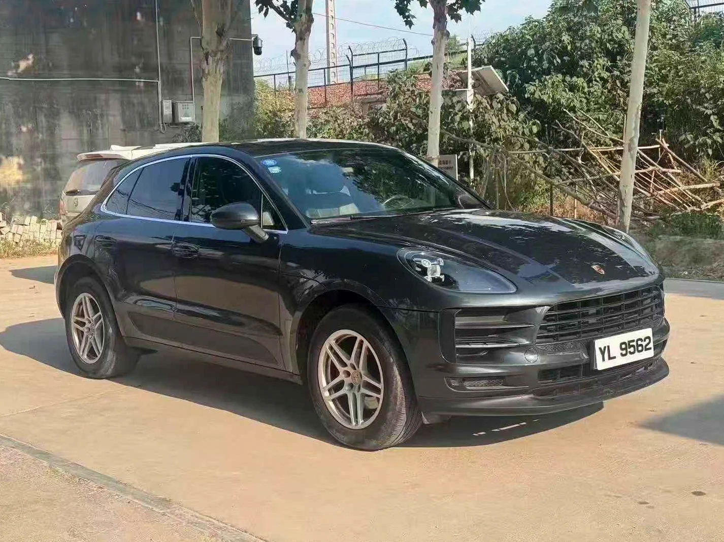保时捷Macan 正面外观二