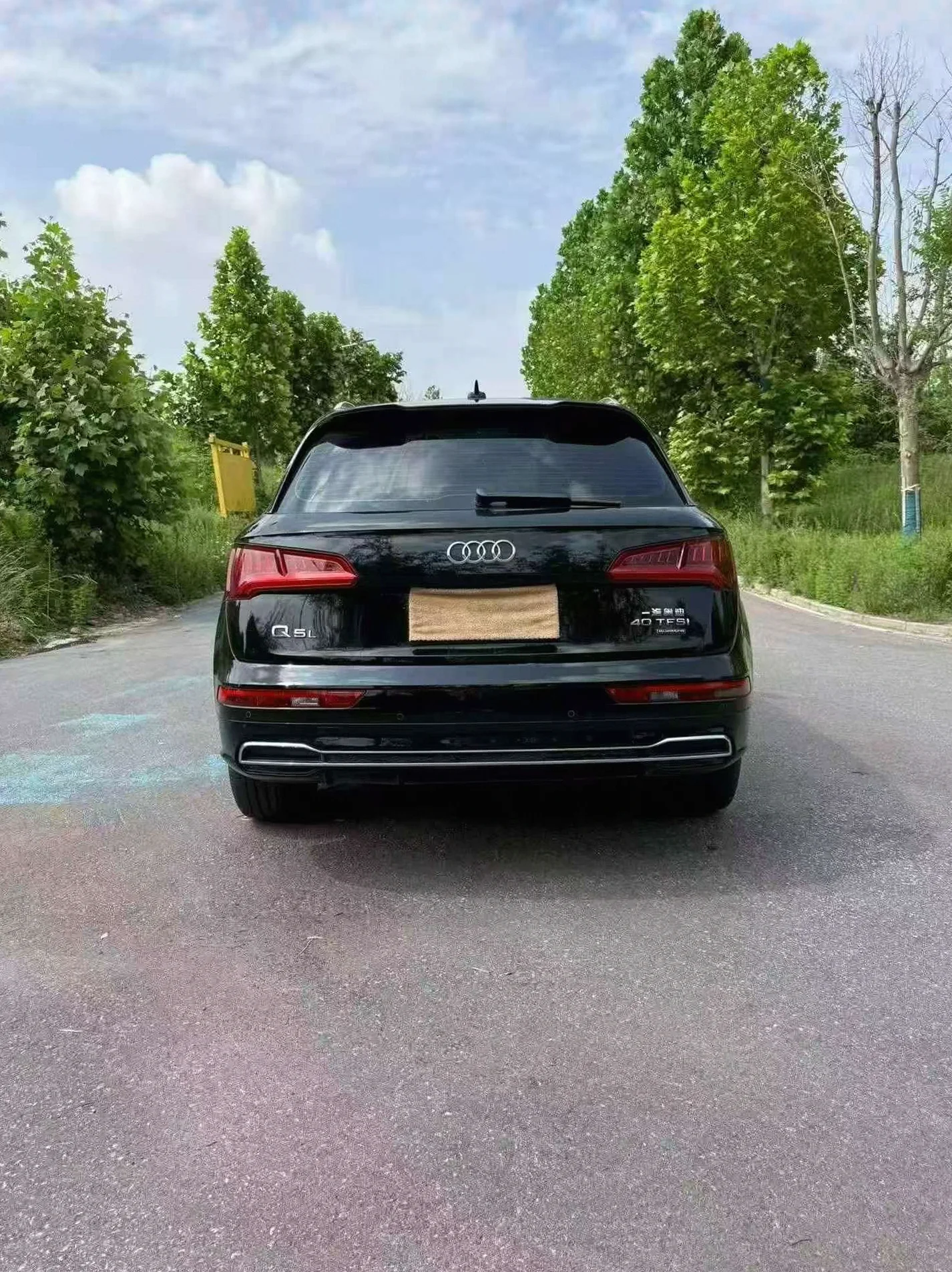 奥迪Q5 后面外观三