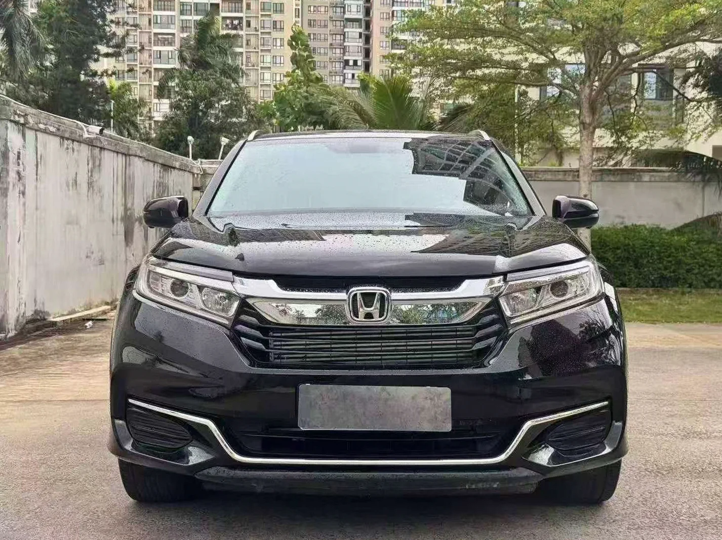 本田冠道 正面外观二