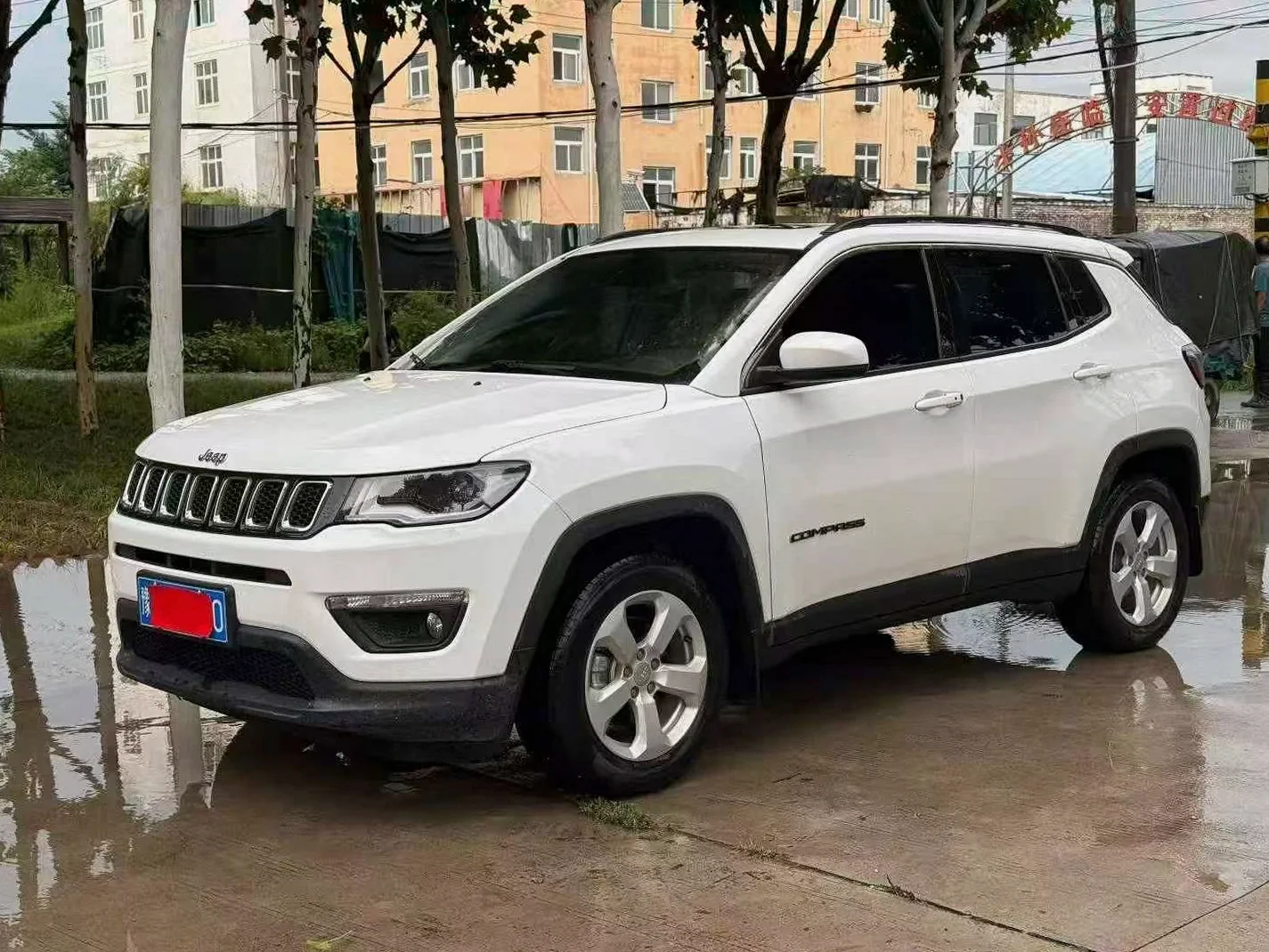 Jeep指南者 正面外观二