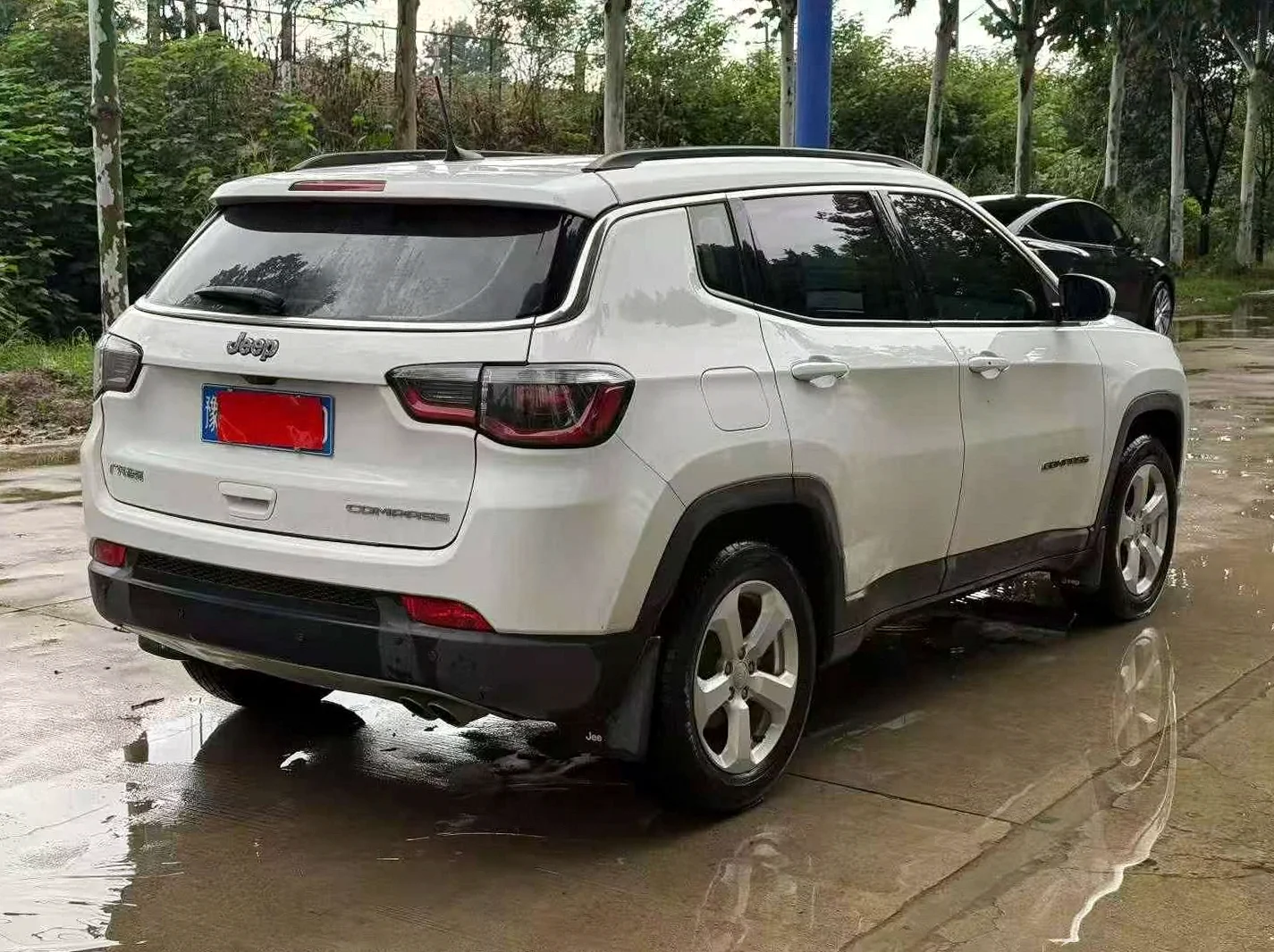 Jeep指南者 后面外观三