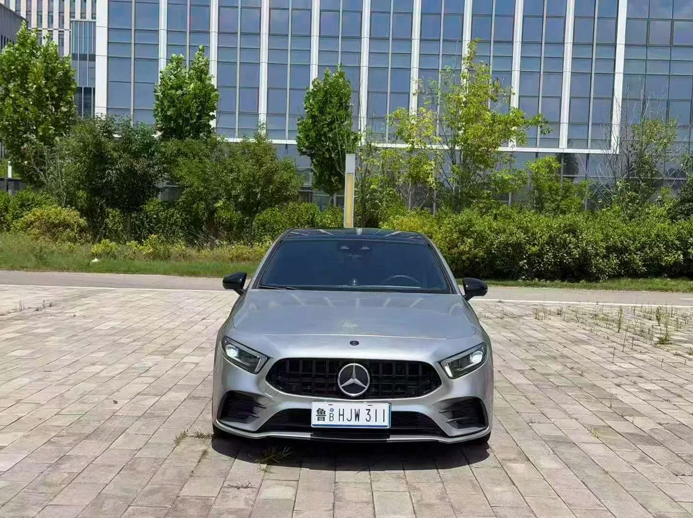 22年奔驰AMG A35 4MATIC最顶配