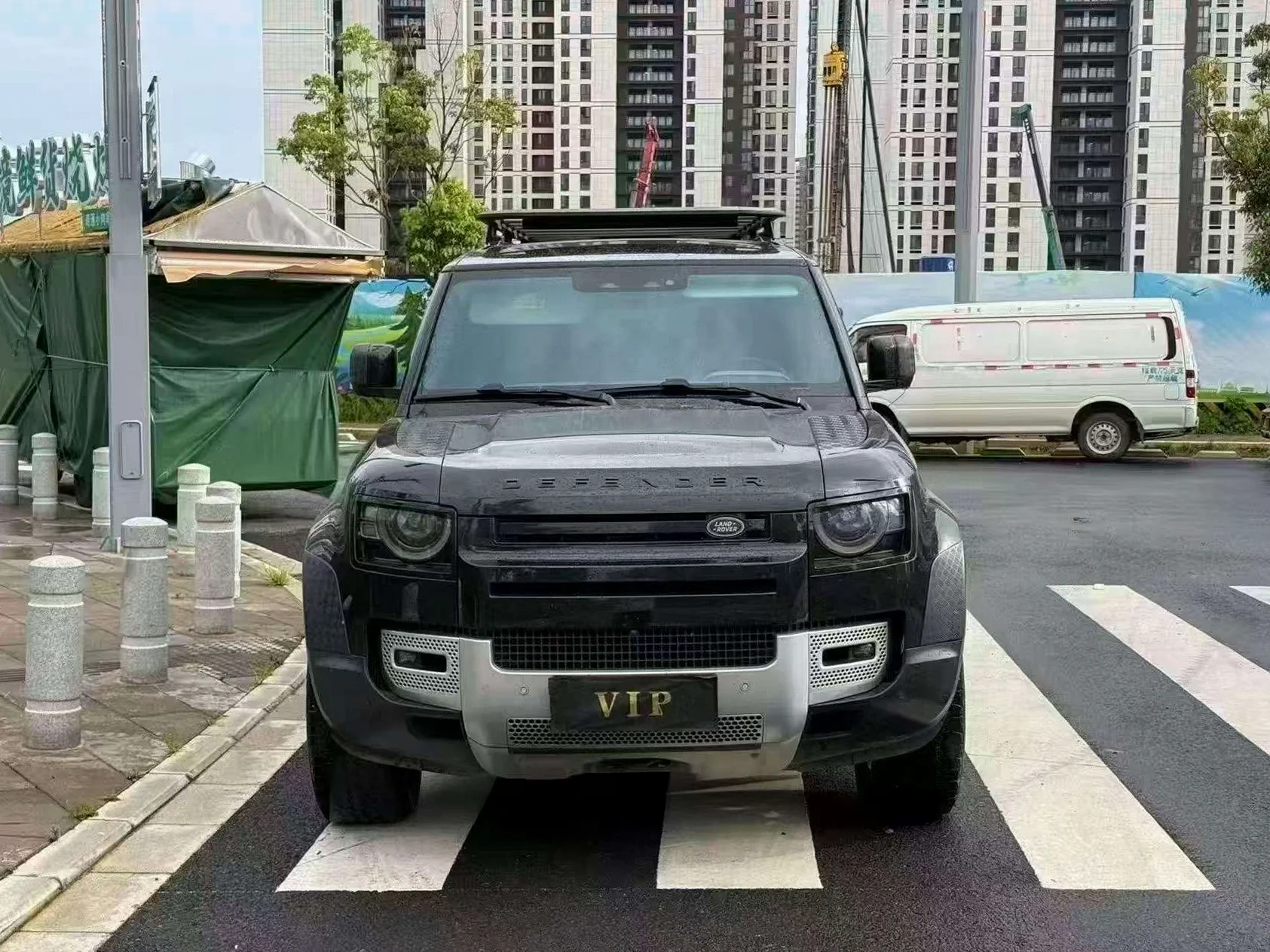 22年路虎卫士110 3.0T
