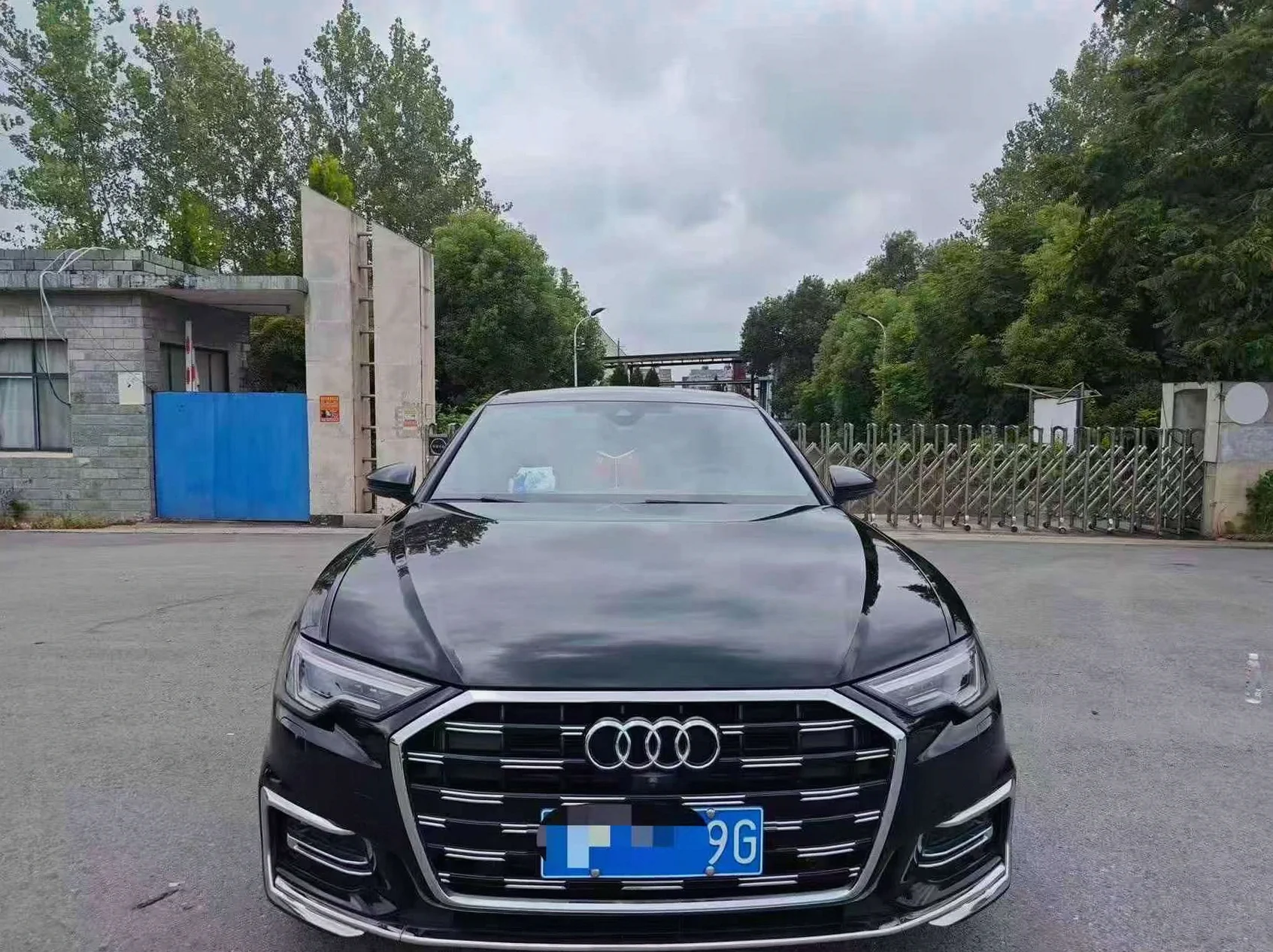 奥迪A6L 正面外观二