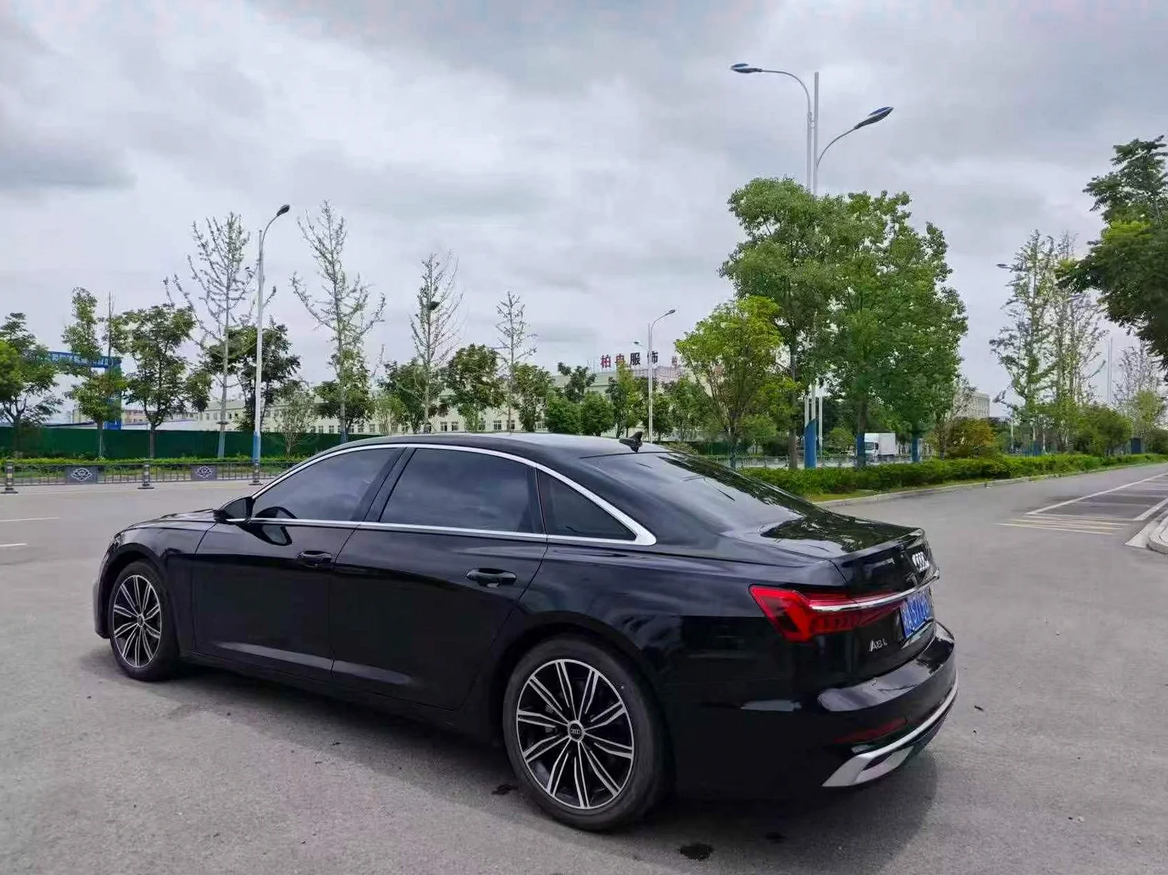 奥迪A6L 驾驶室