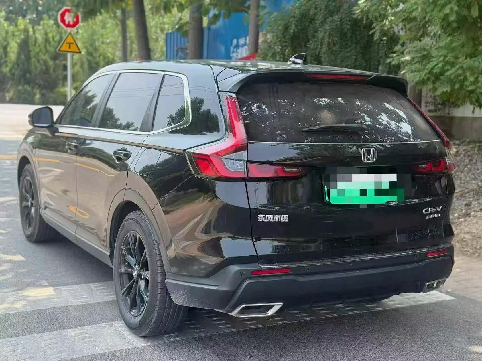 本田CRV 后面外观三