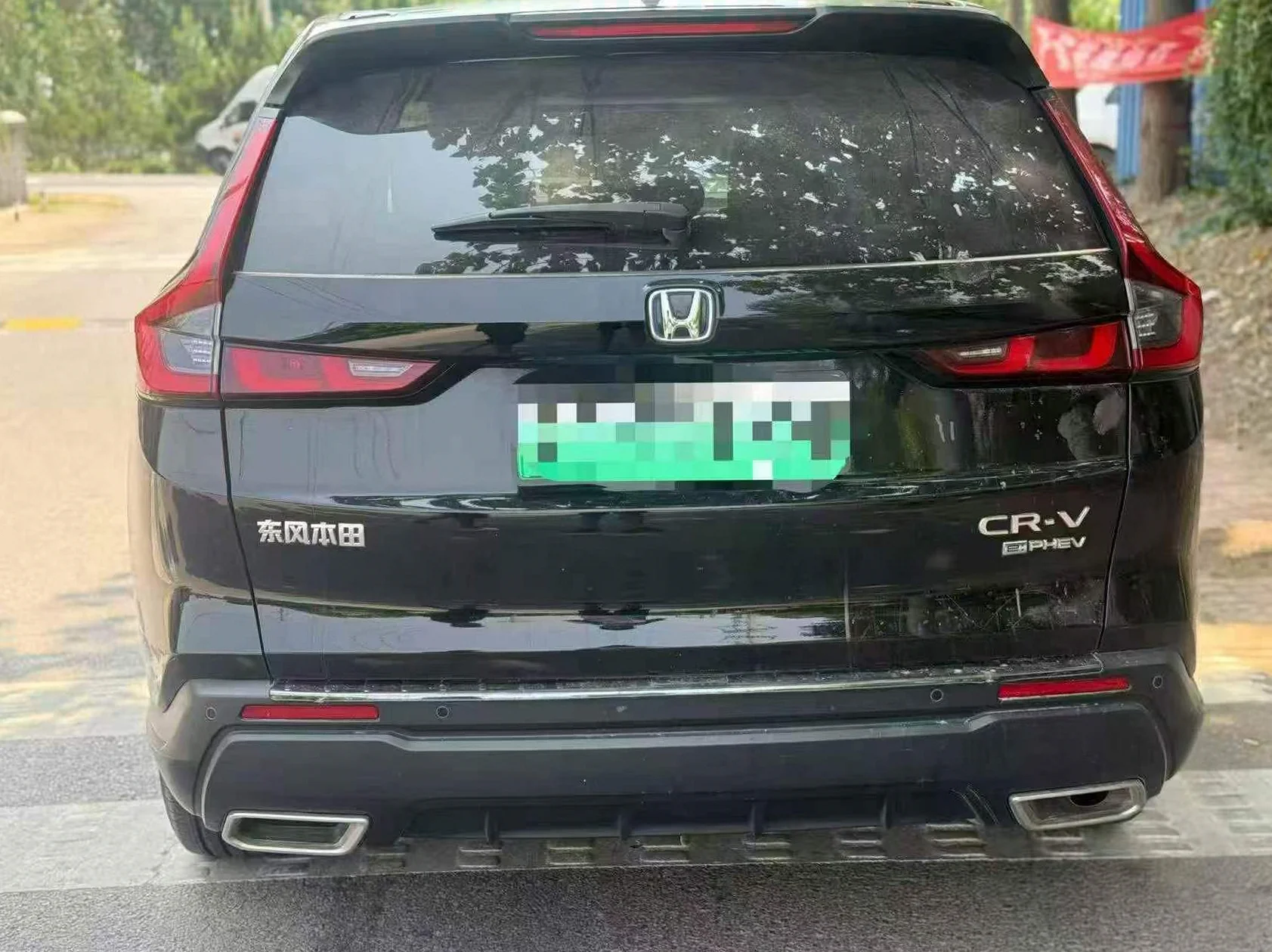 本田CRV 后面外观一