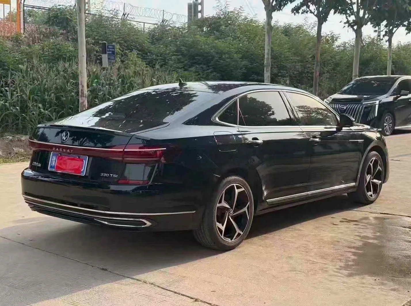大众帕萨特 后面外观三