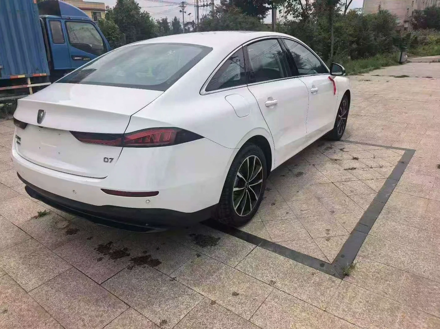 荣威D7 驾驶室