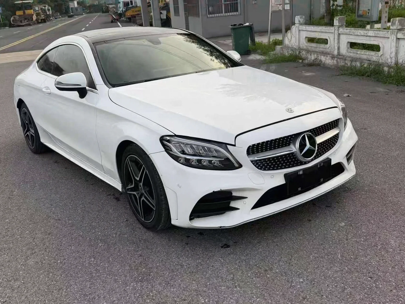 20年奔驰C260轿跑 1.5T轻混