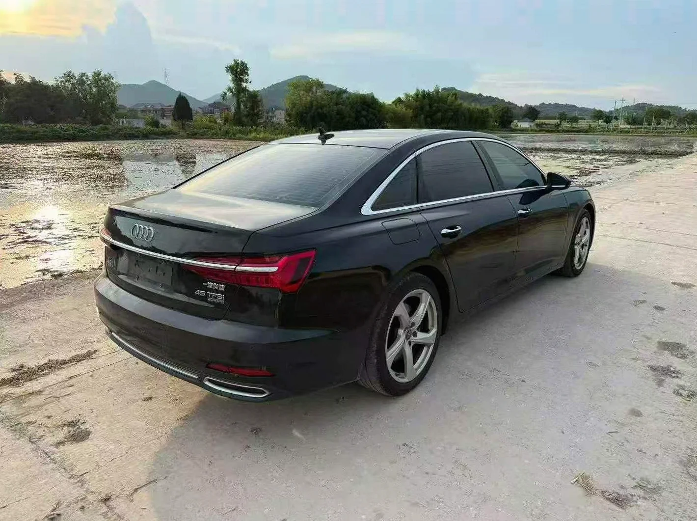 奥迪A6L 驾驶室