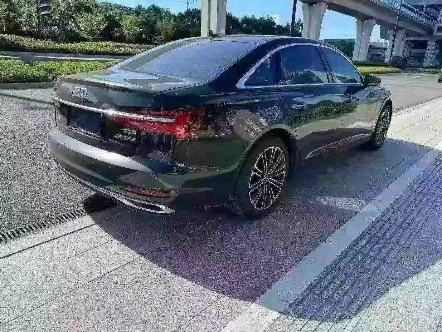 奥迪A6L 驾驶室