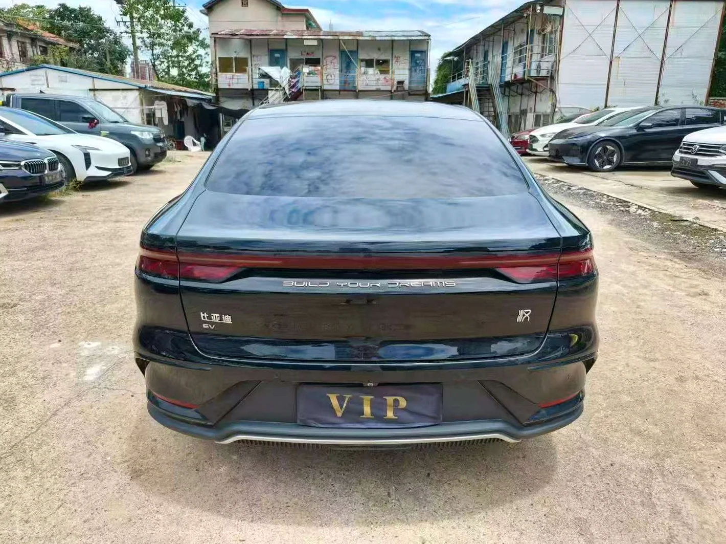 比亚迪汉 驾驶室