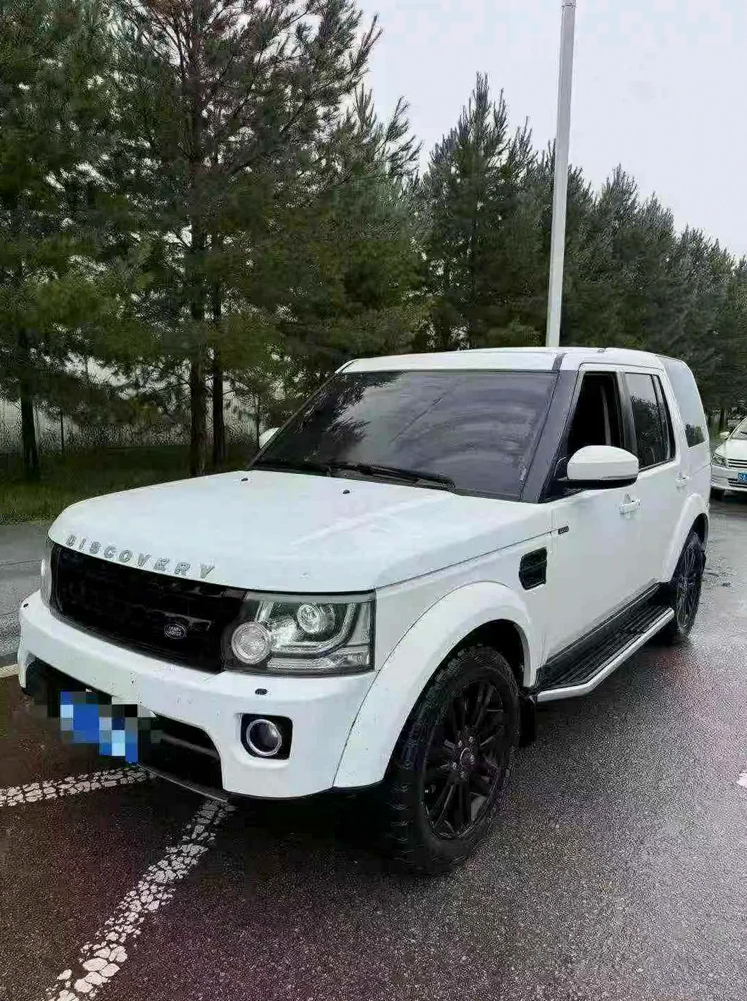 路虎发现 正面外观二