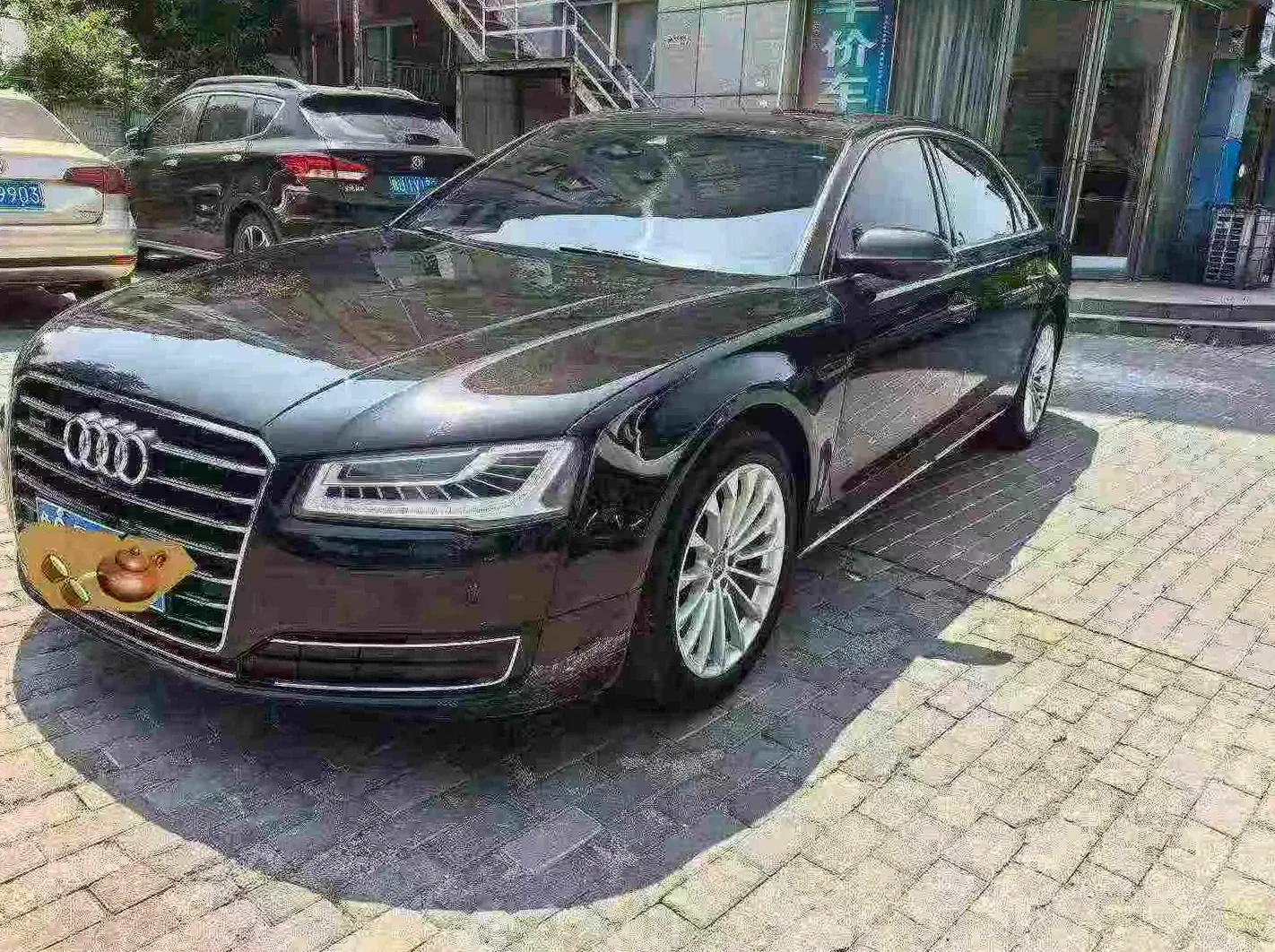 16年奥迪A8L 3.0T 黑色