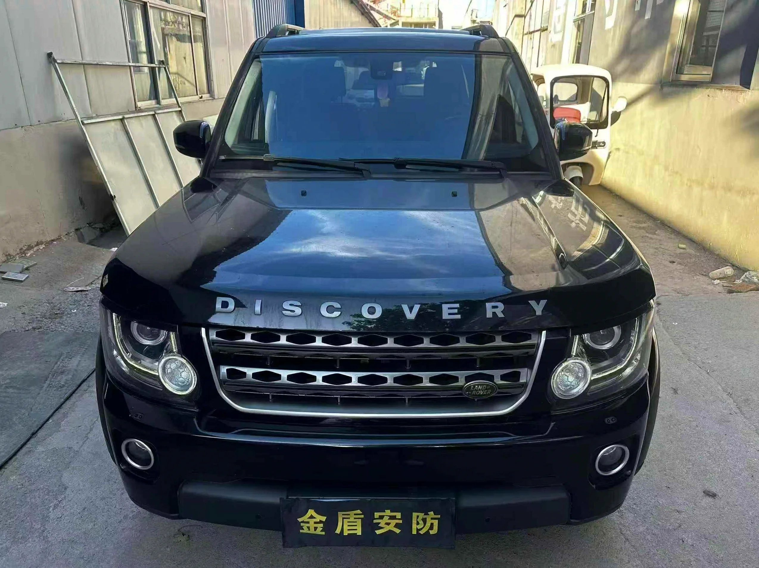 路虎发现 正面外观二