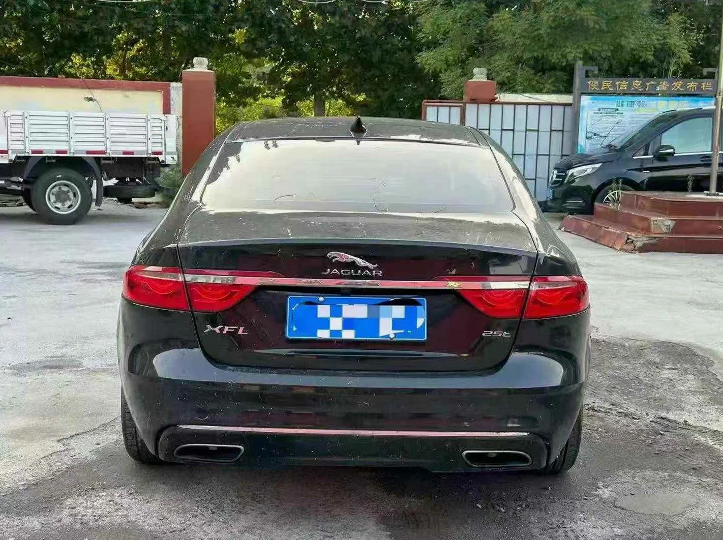 捷豹XFL 后面外观二