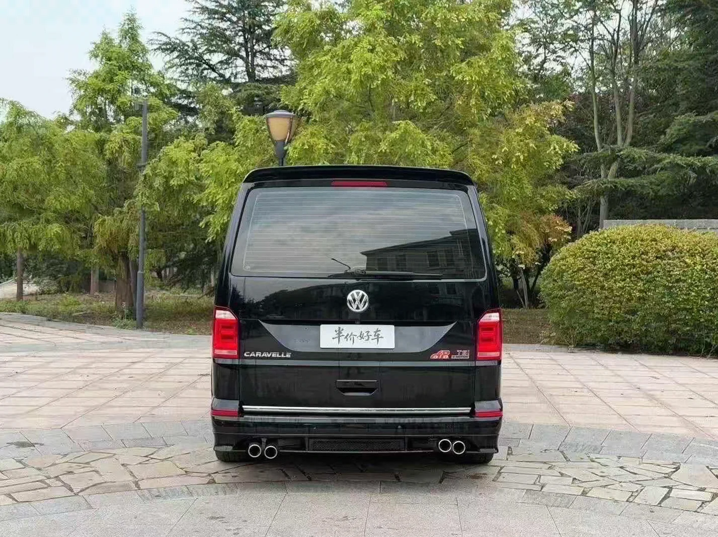 大众凯路威 后面外观一