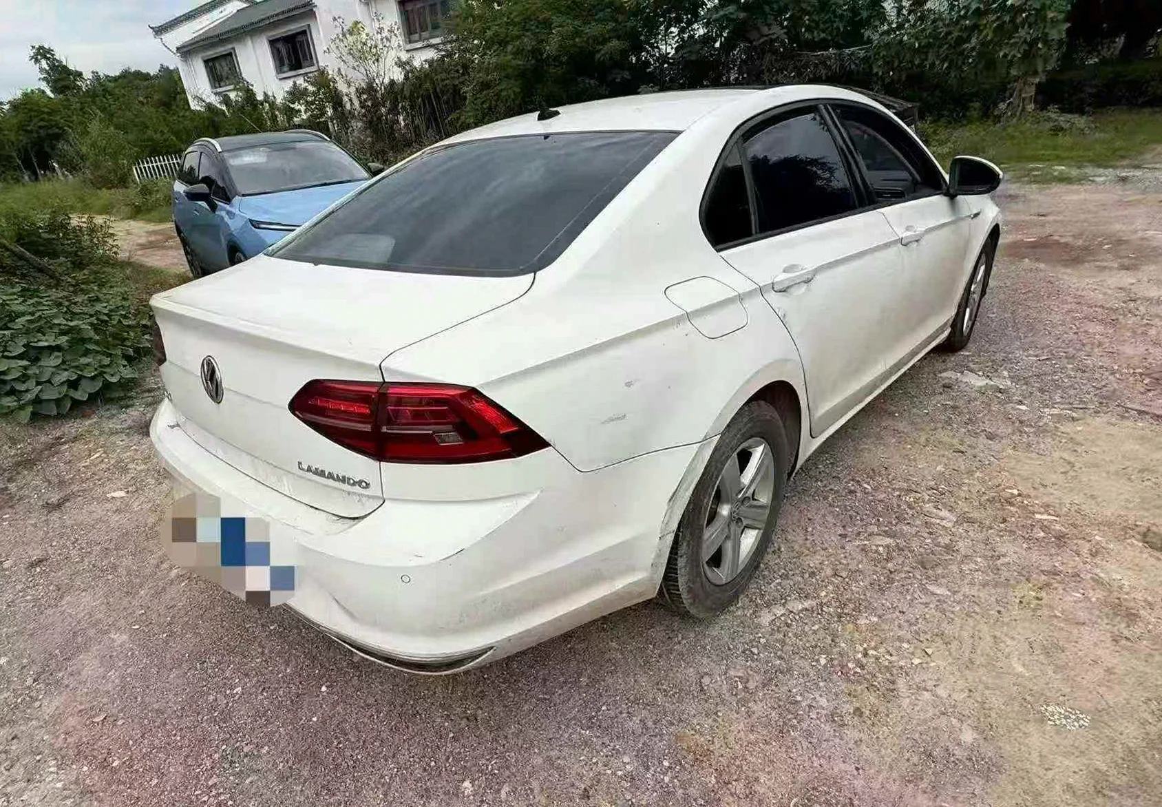 大众凌渡 后面外观一