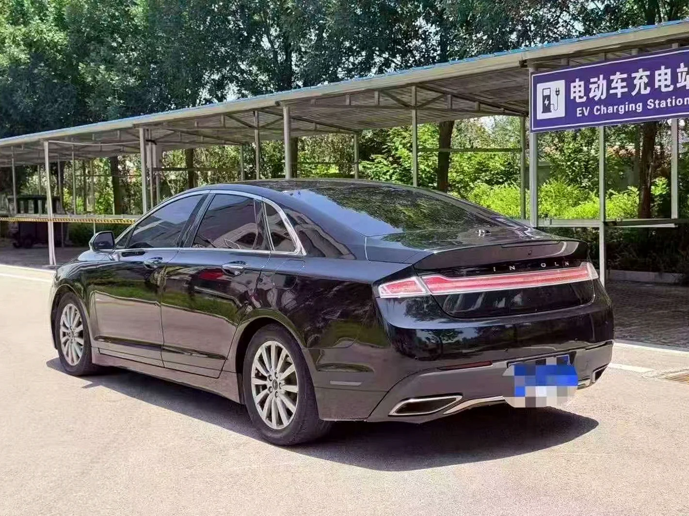 林肯MKZ 后面外观二