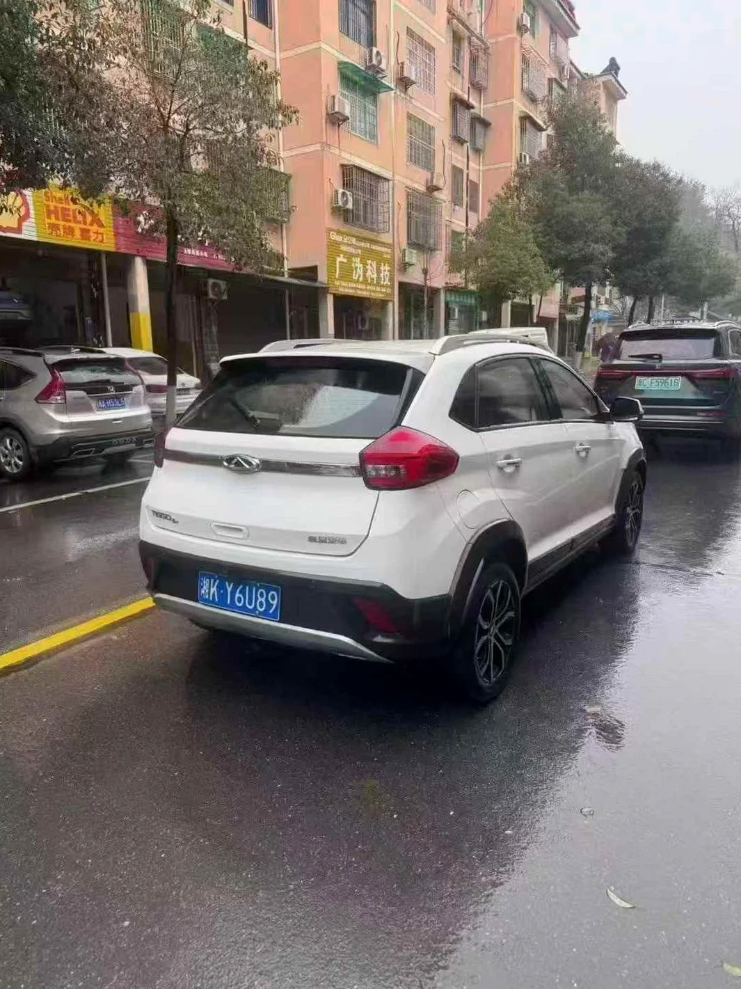 奇瑞瑞虎 内饰前排