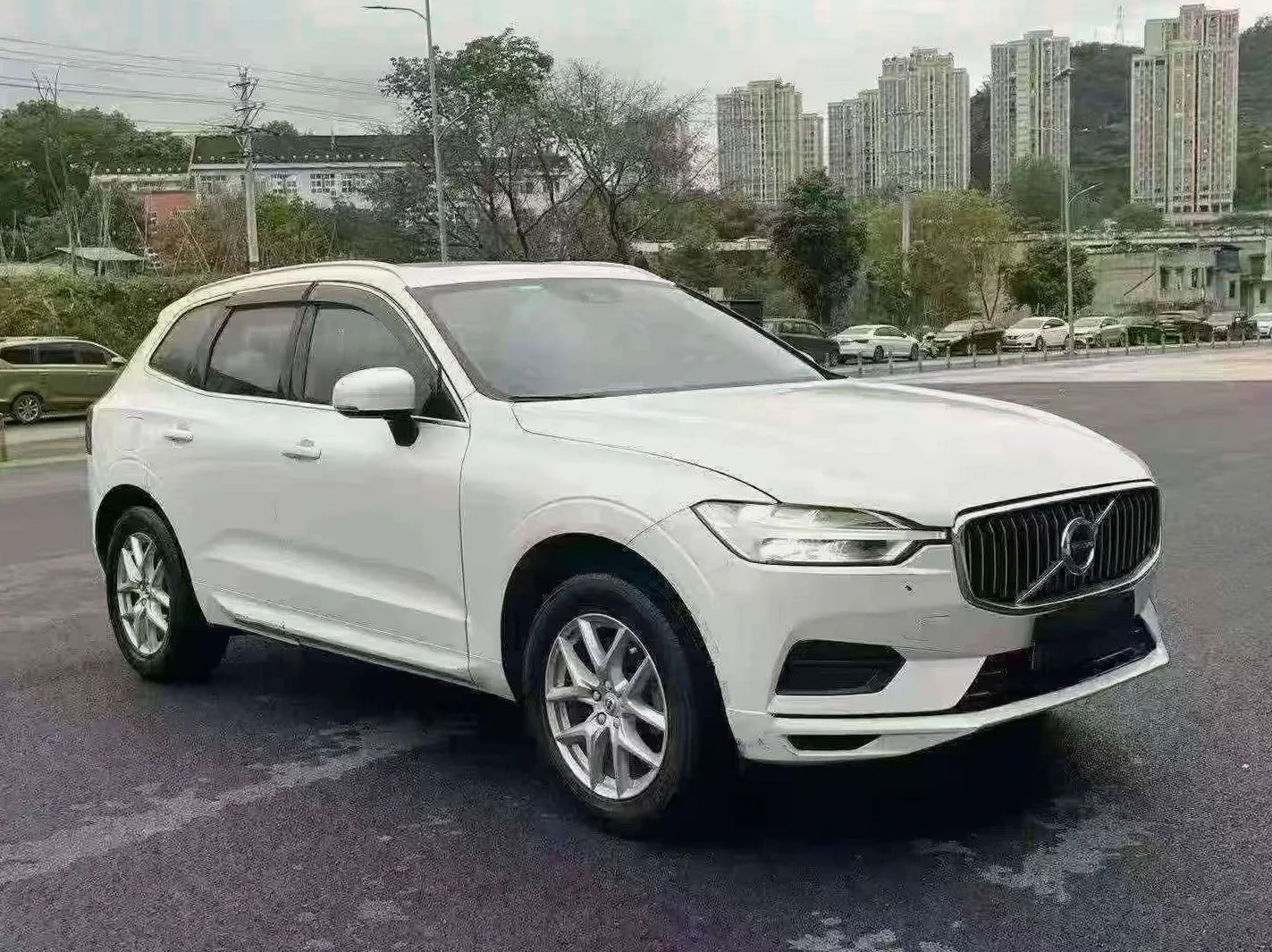 沃尔沃XC60 正面外观二