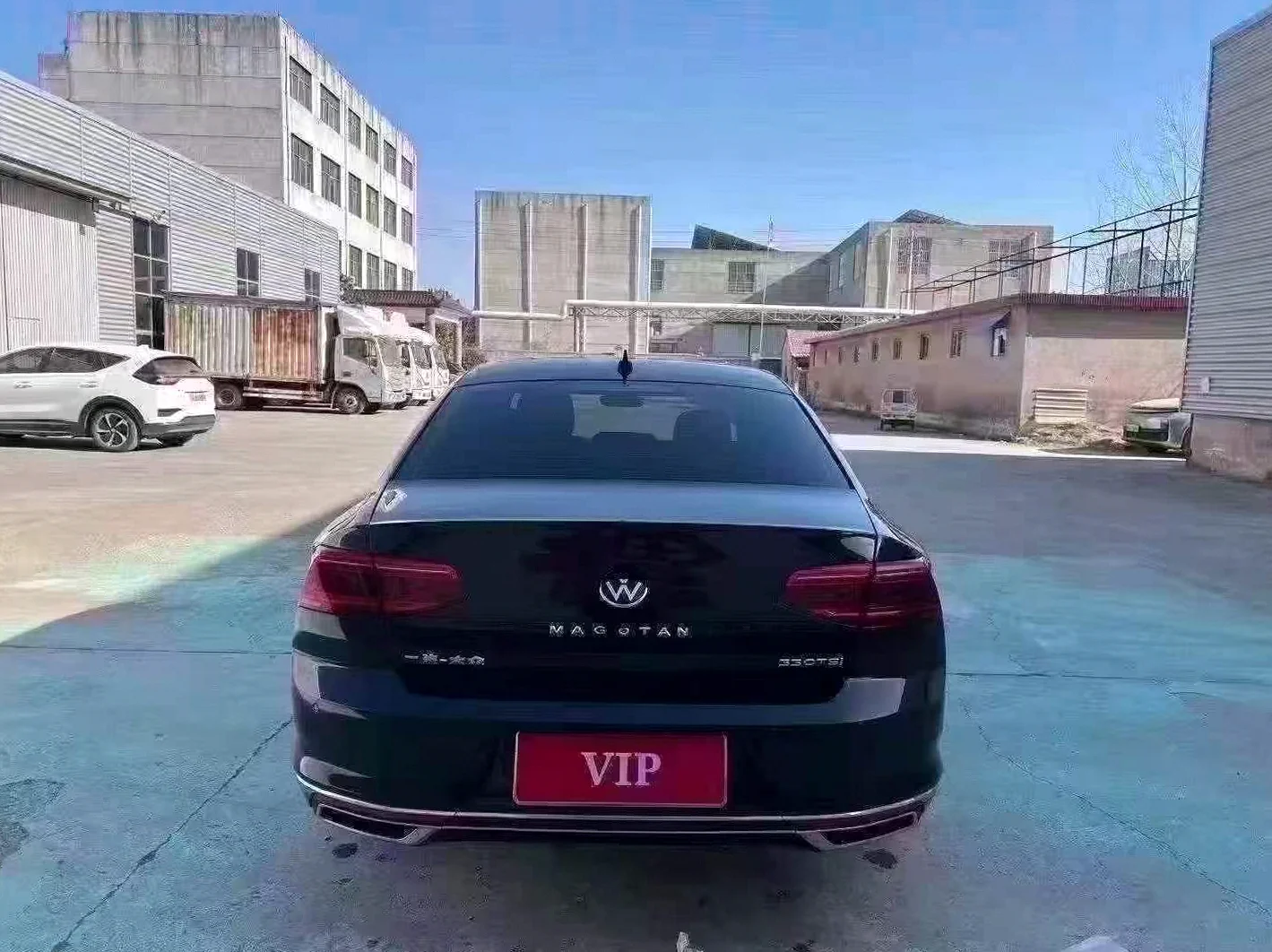 大众迈腾 后面外观一