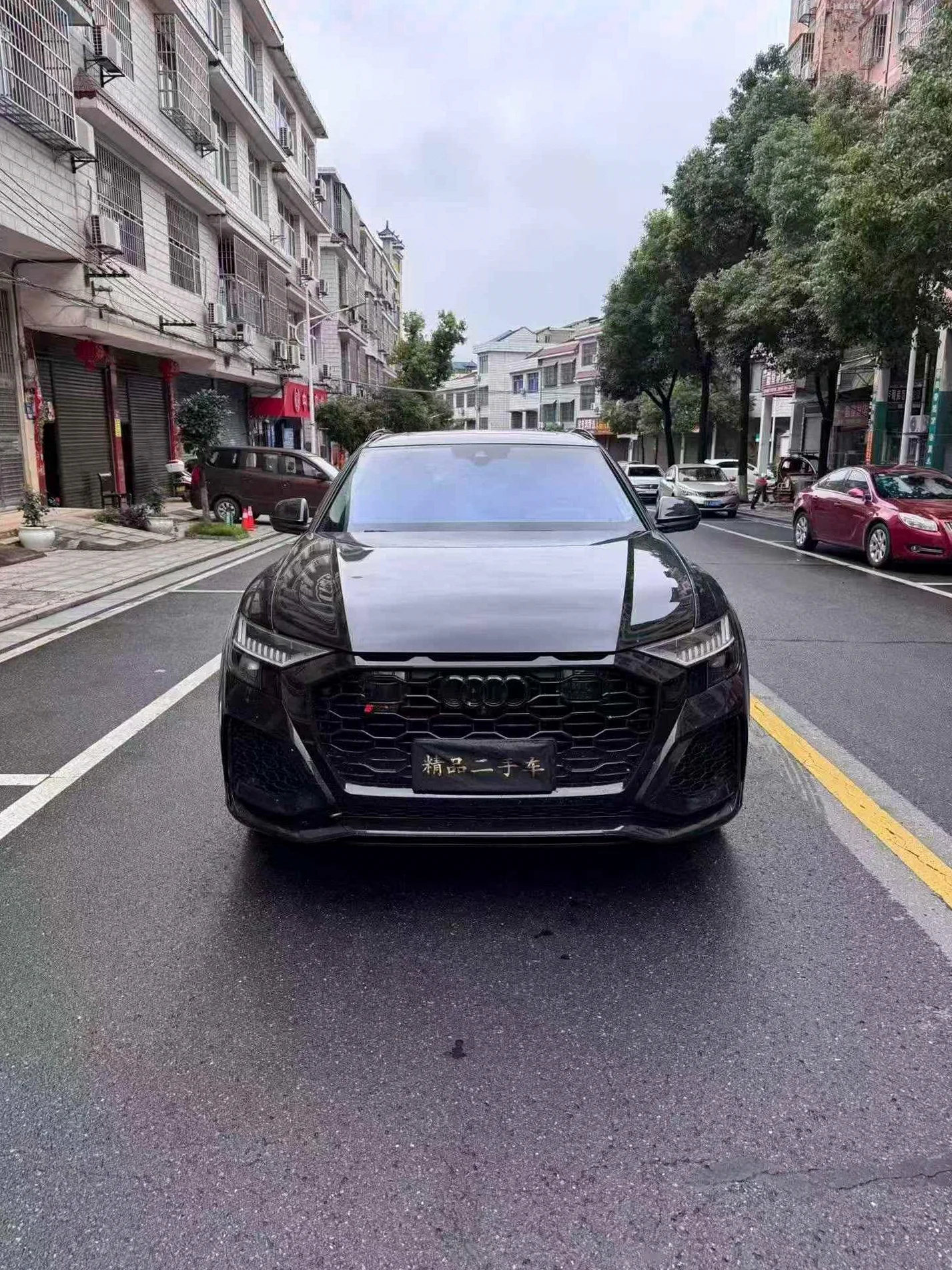 奥迪Q8 正面外观二