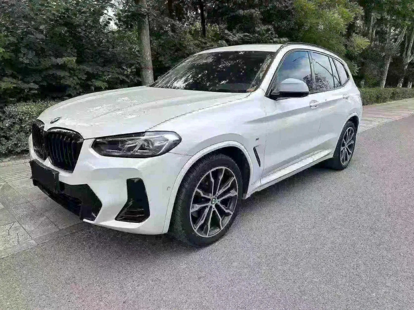 宝马X3 正面外观三