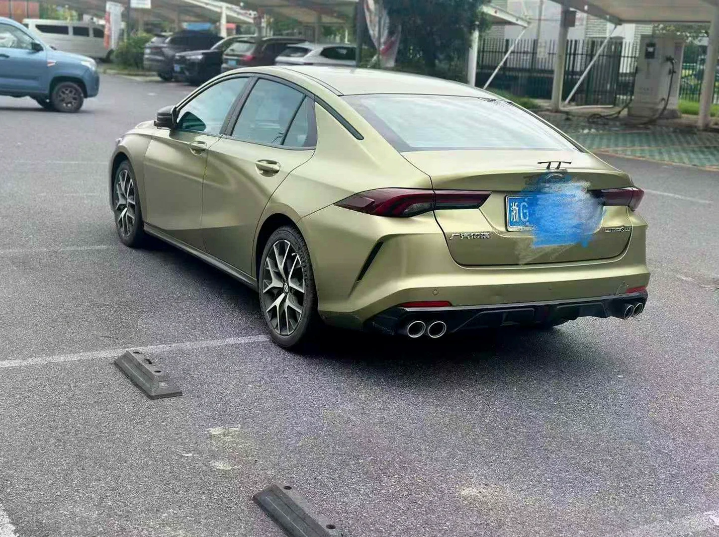 传祺影豹 内饰后排