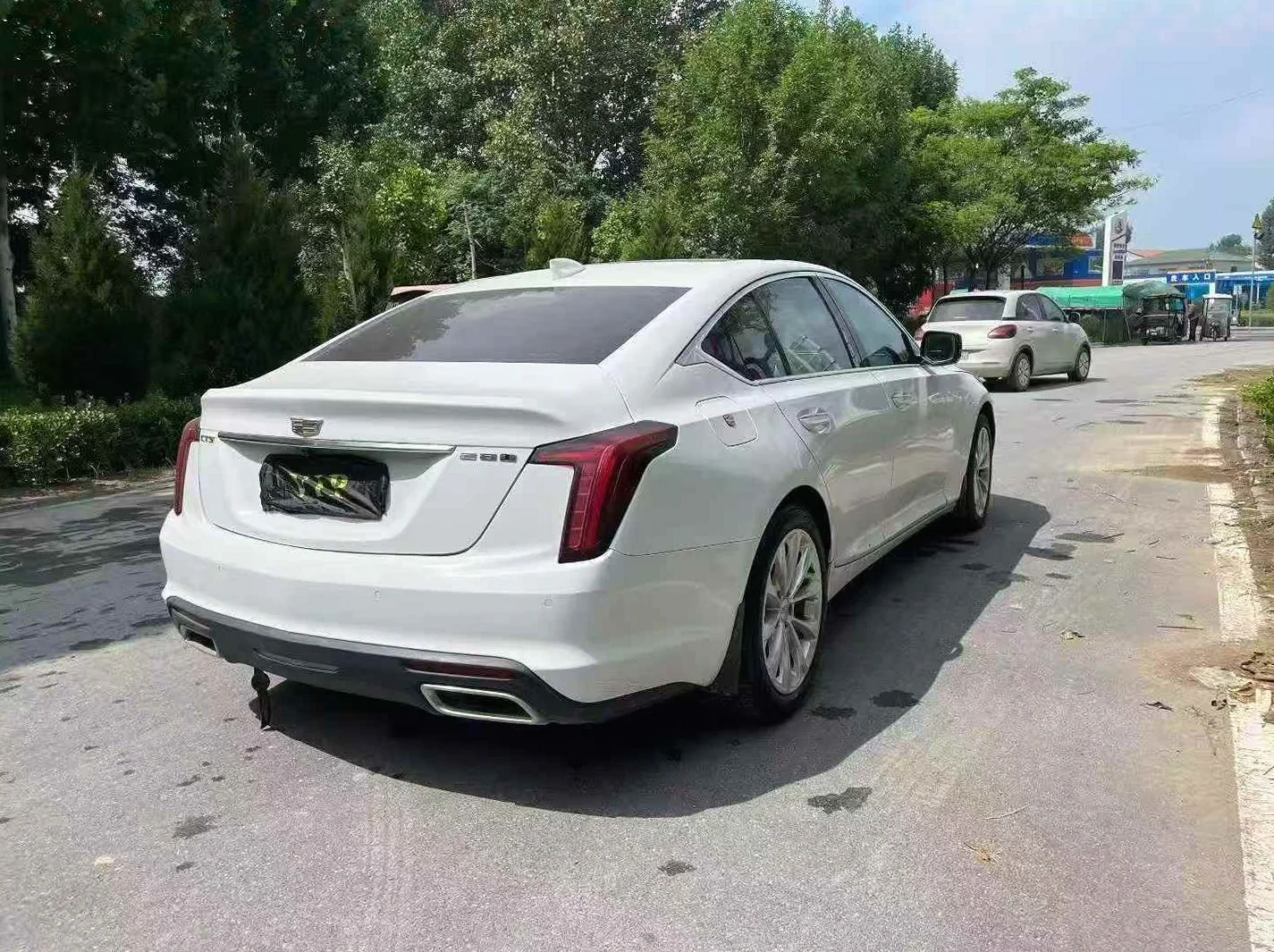 凯迪拉克CT5 后面外观三
